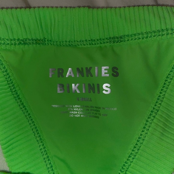 Frankie’s Bikinis cole cheeky bottoms - Picture 3 of 3